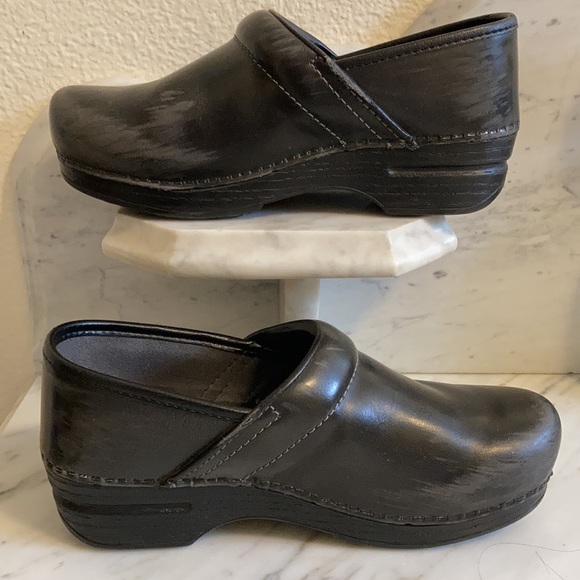 Dansko Mules - Picture 3 of 16
